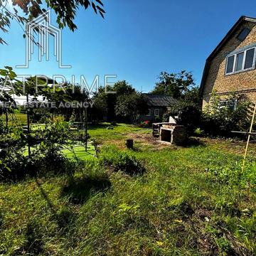 Центральна, 12