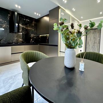 Приозерна вул., 38