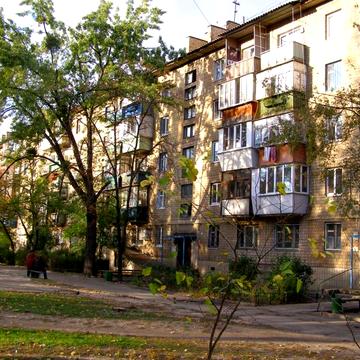 Празька вул., 20