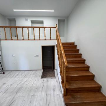 Богдана Хмельницького вул., 23