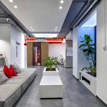 Героїв УПА вул., 73-В