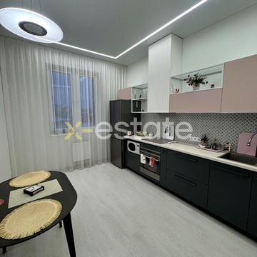 Ботанічна вул., 2