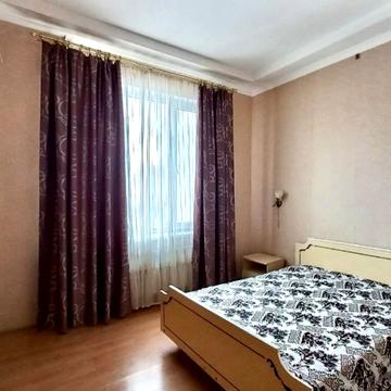 Михайла Грушевського вул., 39/3 к4