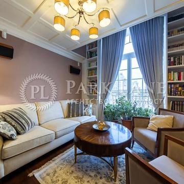 Володимира Івасюка просп. (Героїв Сталінграду), 6