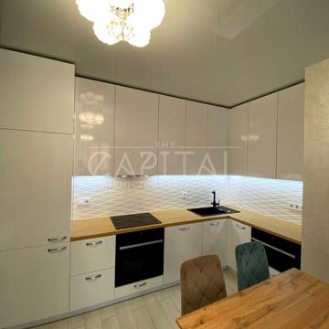 Регенераторна вул., 4к2