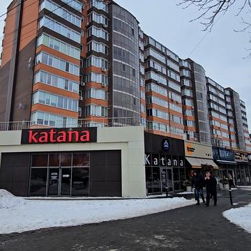 Вячеслава Чорновола вул., 60