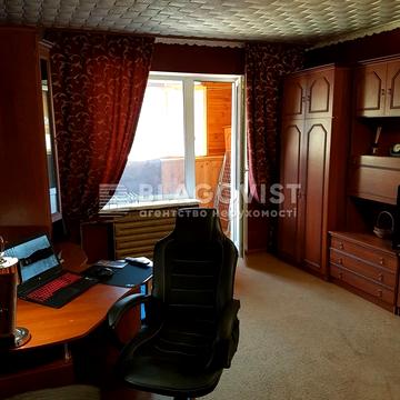 Жилянська вул., 76