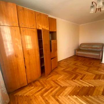 Івана Біберовича вул., 32