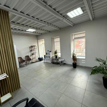 Січових Стрільців вул. (Артема), 6