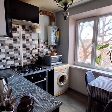 Ольгерда Бочковського вул., 36