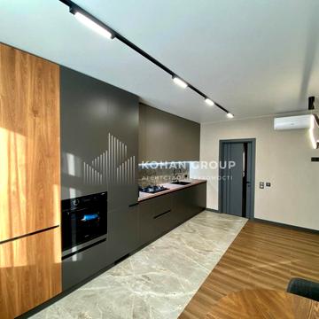 Лісогринівецька вул., 38