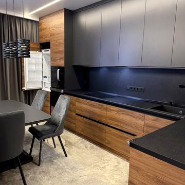 Перлинна вул., 6