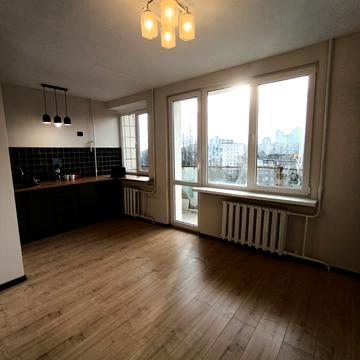 Празька вул., 19