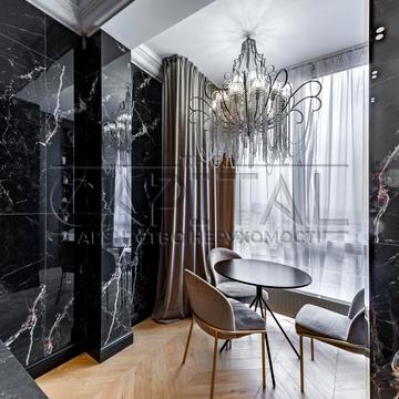 Бульварно-Кудрявська вул. (Воровського), 17