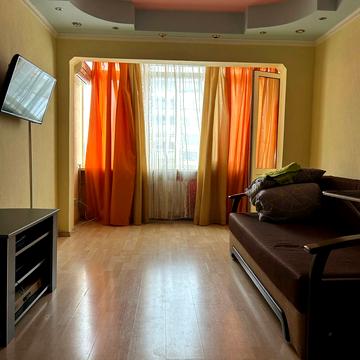 Мукачівська вул., 8