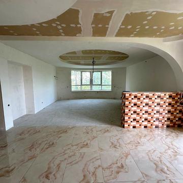 Слобідська вул., 13