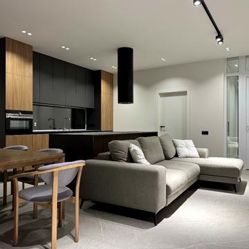 Першотравнева