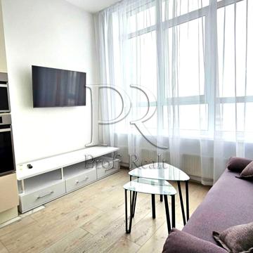 Джона Маккейна вул. (Івана Кудрі), 7