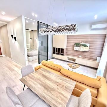 Жилянська вул., 68