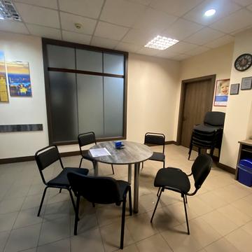 Кардинала Любомира Гузара вул., 33