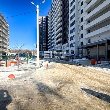 Ботанічний пров., 2 