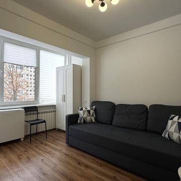 Оболонський просп., 43