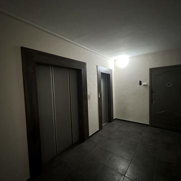 Князя Володимира Великого просп., 88