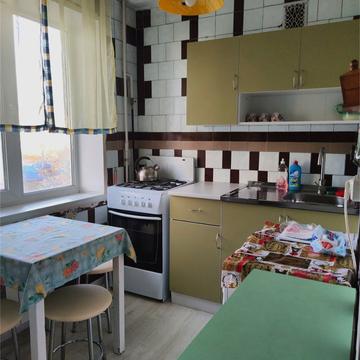 Героїв полку "Азов" вул. (Маршала Малиновського), 3