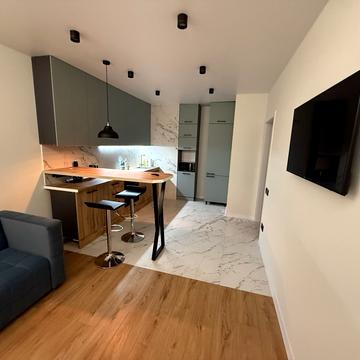 Повітряних Сил просп. (Повітрофлотський), 56