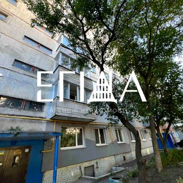 Незалежності вул. (Космонавта Попова), 24 к1