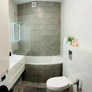 Салютна вул., 2к1