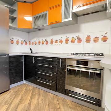 Щаслива вул., 20