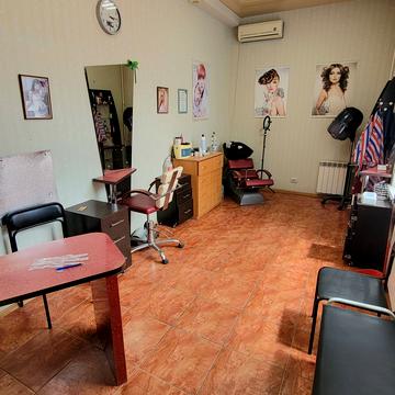 Володимирська вул., 17