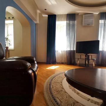 Герасима Кондратьєва вул. (Кірова), 127/2