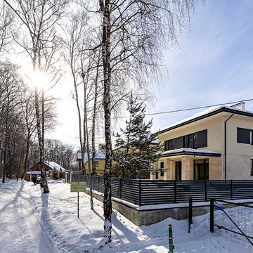 Медової Печери вул. ()