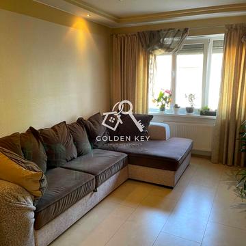 Віталія Власова вул., 12