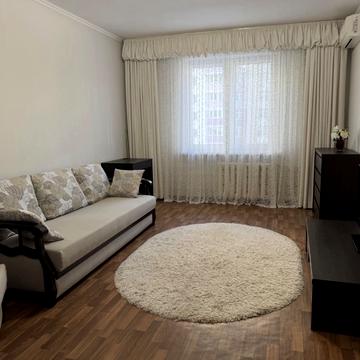 Григорія Ващенка вул., 3