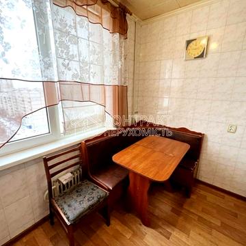 Перемоги просп., 70