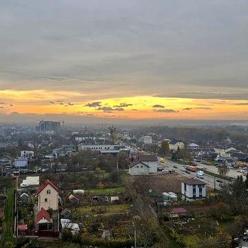 Романа Левицького вул., (Будинок 2)