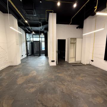 Львівська вул., 1-А