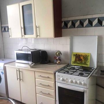 Базарна вул., 10