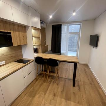 Козацька вул., 11