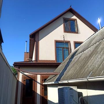 Ольги Благовидової вул., 4