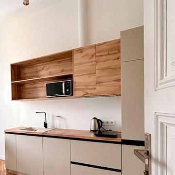 Богдана Лепкого вул., 14