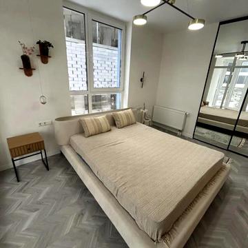 Дніпровська набережна вул., 17-К