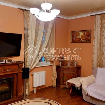 Вокзальна вул., 41