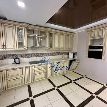 Авіаконструктора Ігоря Сікорського вул. (Танкова), 1