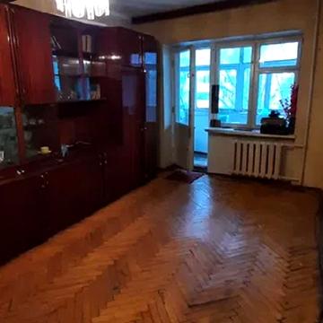 Академіка Заболотного вул., 25