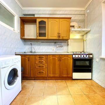 Ентузіастів вул., 9/1