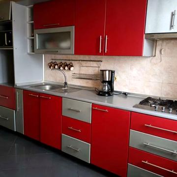 Депутатська вул., 6